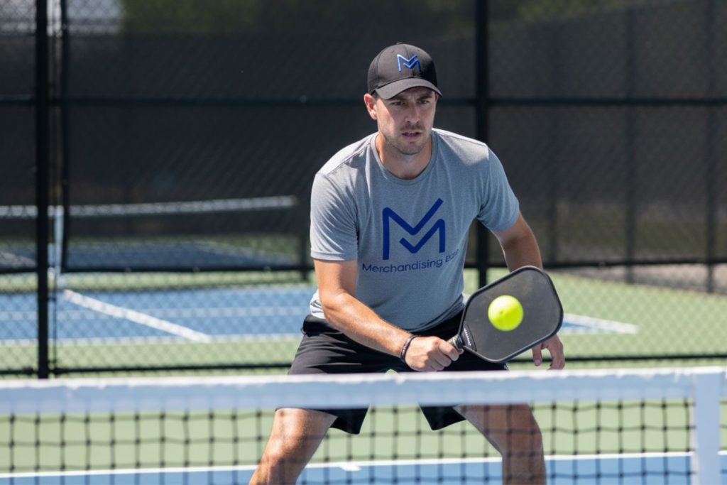 Pickleball: el nuevo deporte que impulsa el merchandising de club